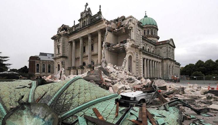 Powerful earthquake hits off New Zealand's South Island