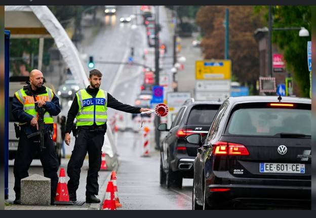 EU greenlights digital driving licences in road safety reform