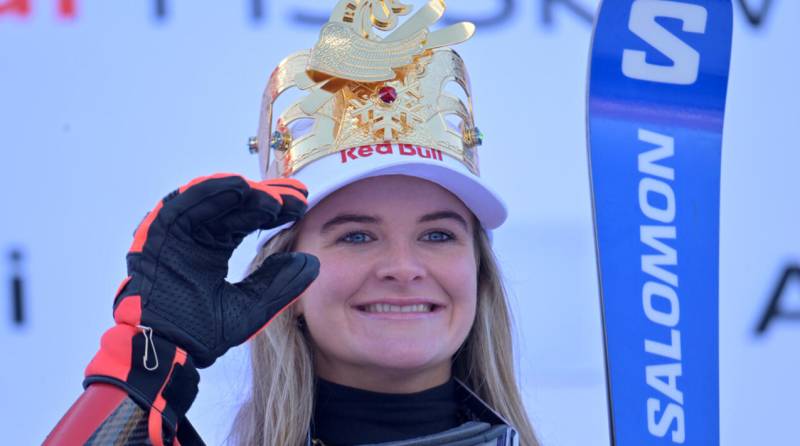 Robinson crashes out of World Cup giant slalom, Brignone eyes season title