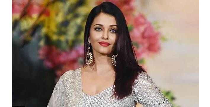 Aishwarya Rai’s car meets accident in Mumbai, Bollywood actress remains unhurt