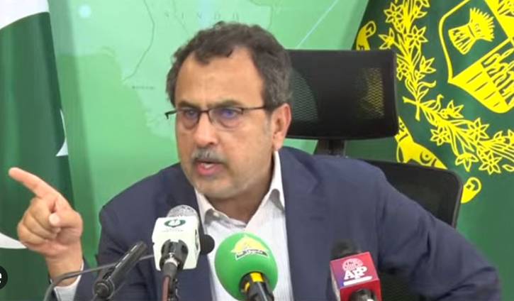 Federal govt withholds additional tax on solar panel users