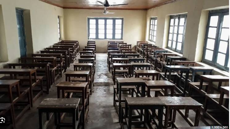 Schools in Sindh to remain closed on Friday