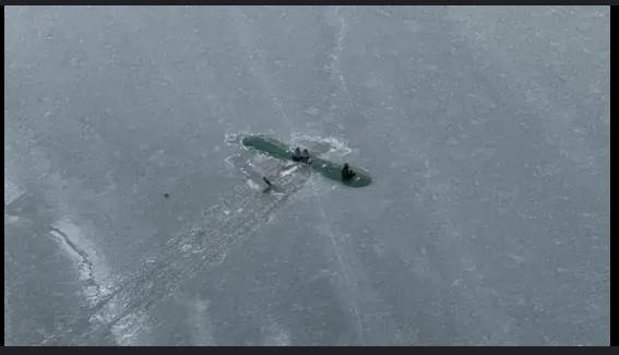 Pilot, children survive Alaska plane crash into icy lake