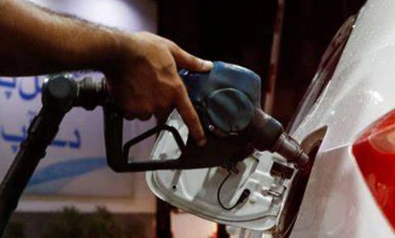 Petrol price drops by Rs1 per litre 