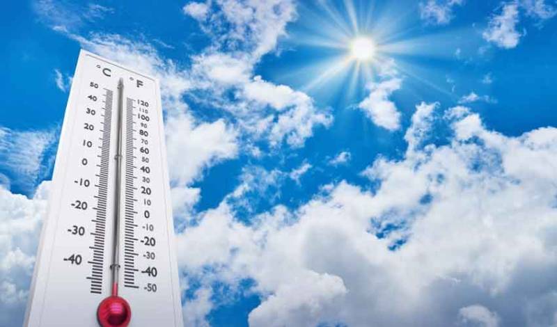 Cool breeze dents mercury in Lahore 