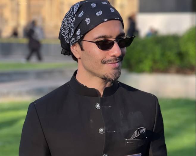 Feroze Khan bestowed with Star of Pakistan Award at UK House of Lords