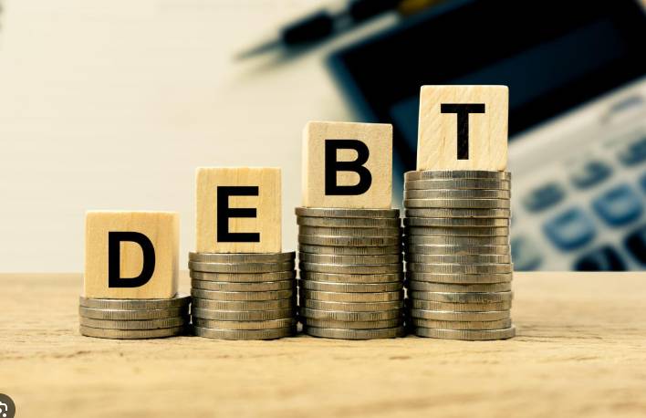 Pakistan’s debt volume reaches record Rs73,000 billion