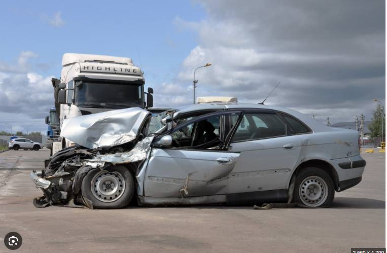 Four die in truck-car collision in Muslim Bagh area of Balochistan 