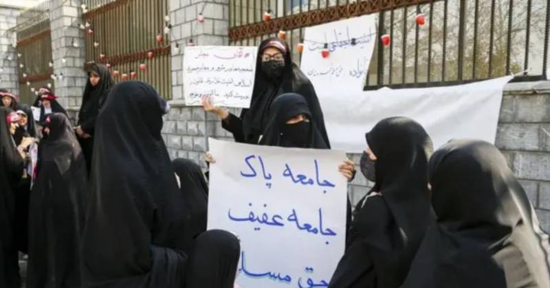 Iran police disperse pro-hijab protesters outside parliament