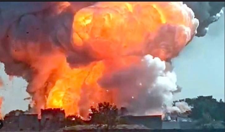 Death toll 21 in India firework factory blast: officials