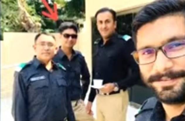 PECA strikes: Police officer arrested for targeting Zardari on Facebook