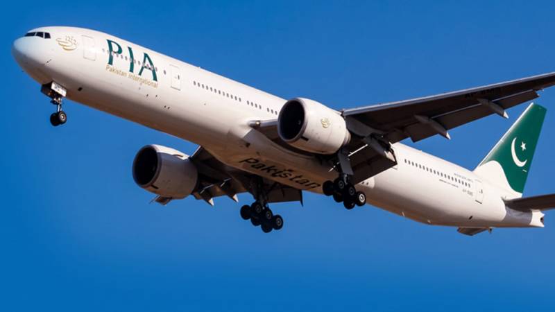 Passenger arrested after assaulting crew on PIA’s Islamabad-Paris flight