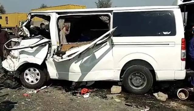 Passengers van overturns in Khairpur, 20 injured