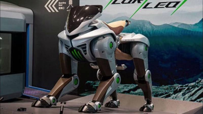 Watch: Kawasaki unveils hydrogen-powered ROBOTIC ‘HORSE’ that looks like a SCI-FI WOLF