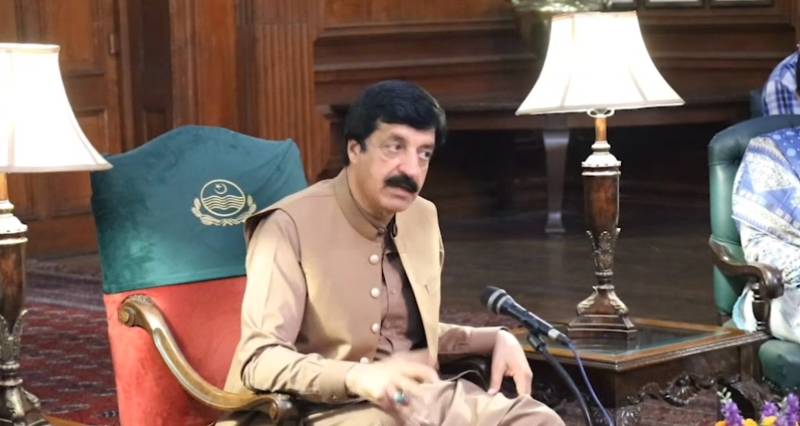 Punjab Governor wants revival of student unions