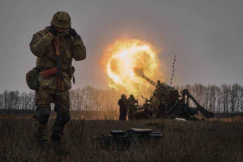 China says urges citizens to avoid war zones after Kyiv captures two nationals