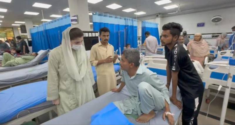 CM Maryam visits Services hospital to review health facilities 