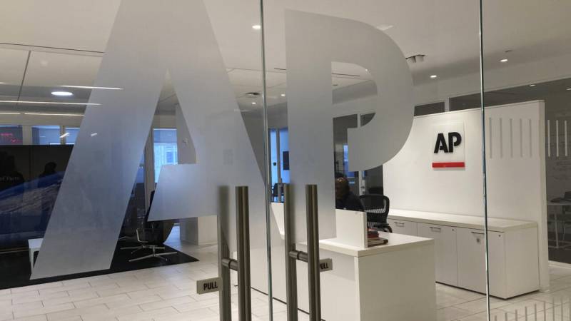 Judge orders White House to restore AP access