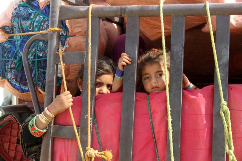 Pressure builds on Afghans fearing arrest in Pakistan
