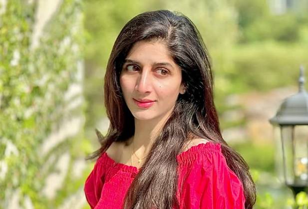 ‘I block the noise around my work,’ says Mawra Hocane
