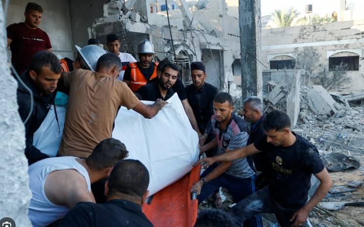 Children among 10 killed in Israeli strike on Gaza