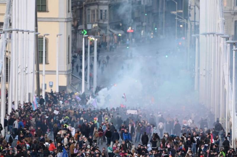 Budapest turns grey as drably dressed protesters mock Pride ban law
