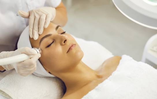 PMDC warns public about aesthetic quacks 