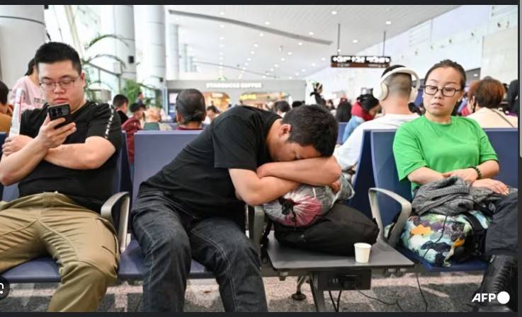 Hundreds of flights cancelled as strong winds sweep northern China