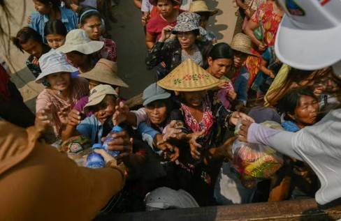 Myanmar marks new year festival mourning quake losses