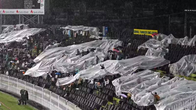 Hailstorm in twin cities may delay Multan Sultans vs Islamabad United clash 