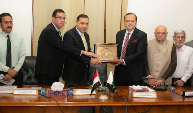 Iraqi envoy proposes direct sea link between Basra and Karachi