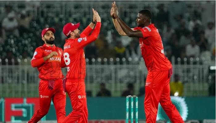 Jason Holder helps Islamabad United humble Multan Sultans in PSL 10 encounter 