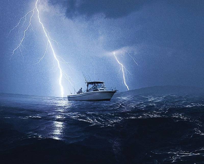 Lightning strikes boat in Swabi's Hund area; one dead, two injured, two survive