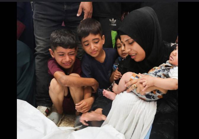 15 Gazans including 10 from same family killed in Israeli strikes