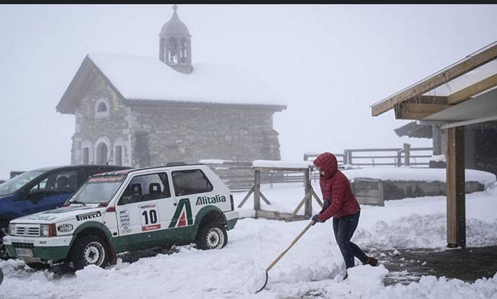 Spring snow storm wreaks deadly havoc in the Alps