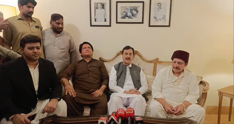 Gilani advises Punjab govt to revisit wheat price
