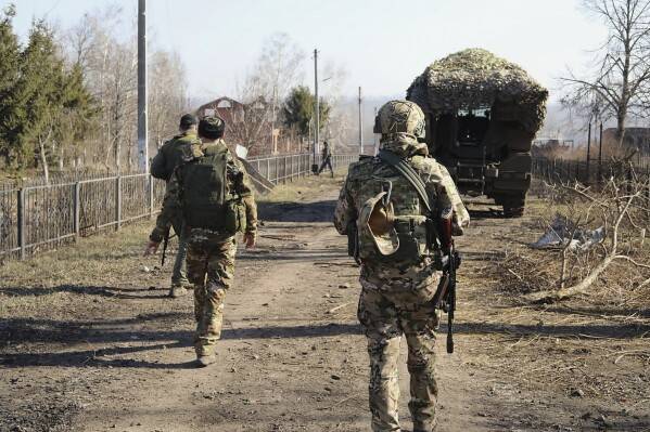 No trust among Ukraine's soldiers in Putin's Easter ceasefire