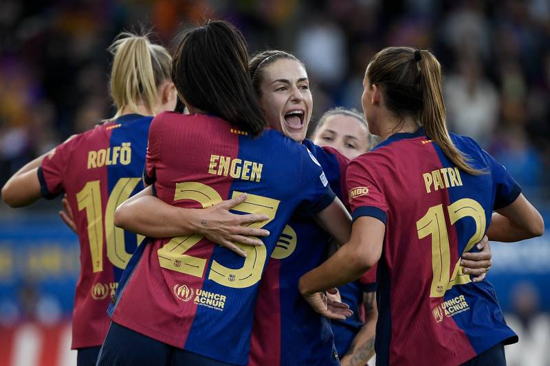 Pina strikes twice as Barca rout Chelsea in Champions League semi
