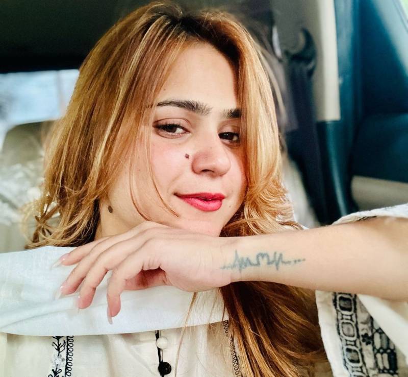 Stage actress Silk's house comes under fire in Gujranwala