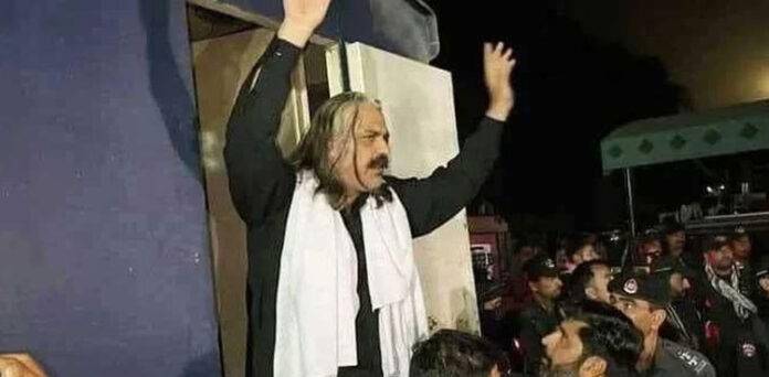 ATC Lahore issues non-bailable arrest warrants for CM Gandapur