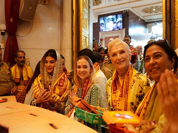 Jacqueline Fernandez with Elon Musk’s mother Maye Musk at Temple