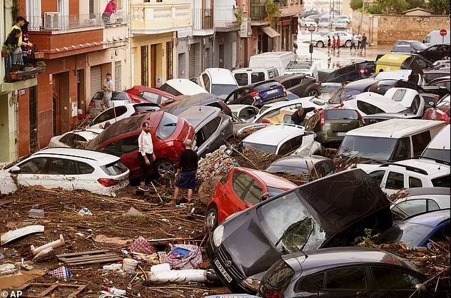 Global warming is a security threat and armies must adapt: Experts