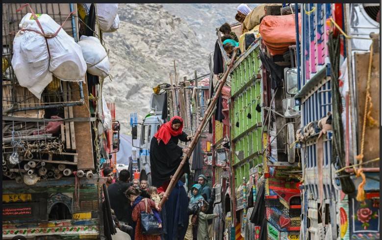 More than 100,000 Afghans ‘left’ Pakistan in April