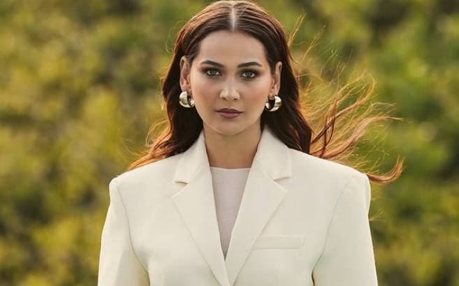 Gulsim Ali radiates boss lady looks in business attire