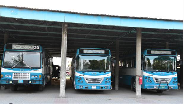 One dies, girl injured as PU bus runs over motorcyclist 