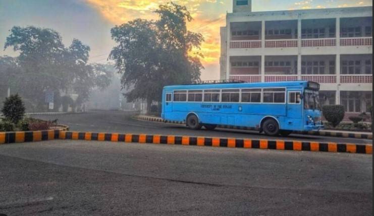 Punjab University bus crushes old man to death in Lahore