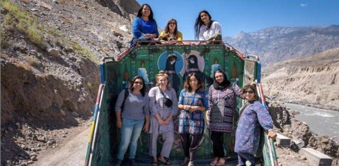 UK, Russia issue fresh travel warnings for Pakistan amid rising regional tensions