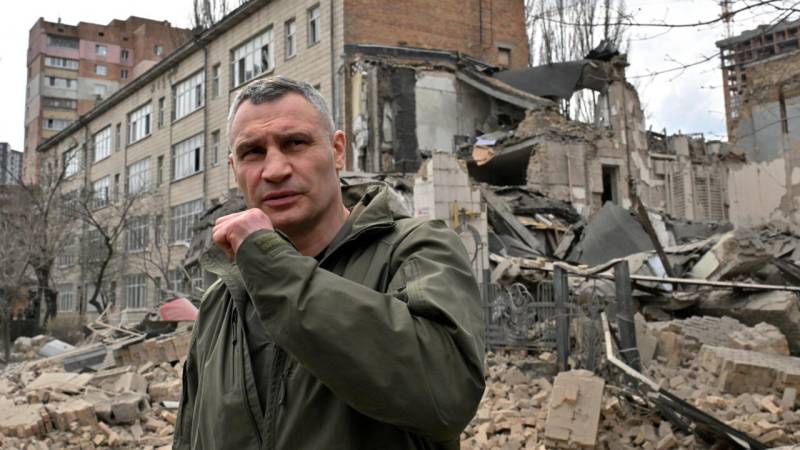 Ukraine may have to cede land 'temporarily' for peace: Kyiv mayor