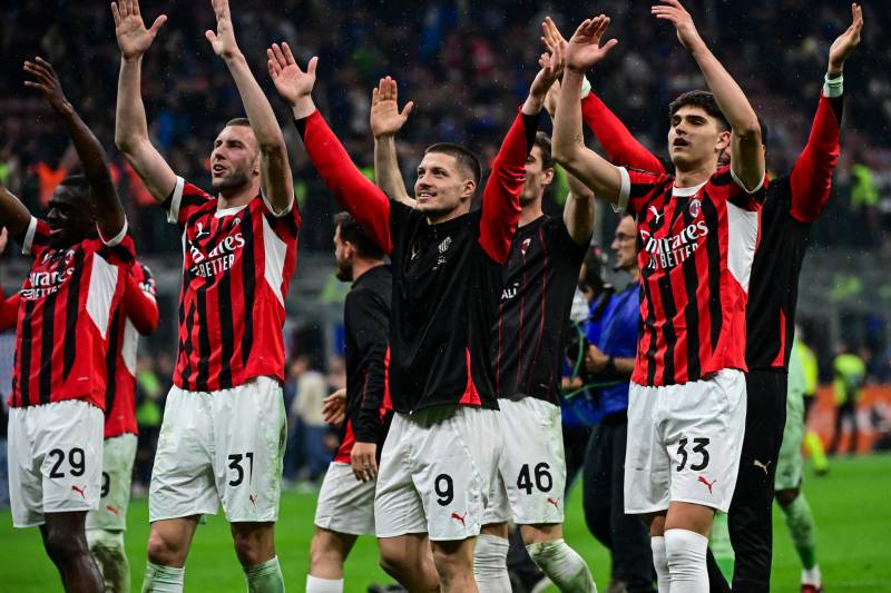 AC Milan bounce back with victory in Venice