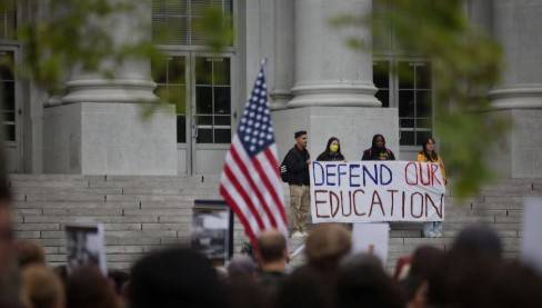 US colleges warn foreign students against summer travel over re-entry risks